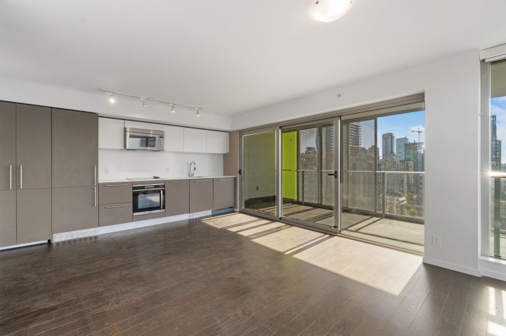 Photo 5 at 2007 - 999 Seymour Street, Downtown VW, Vancouver West