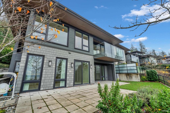 Photo 32 at 3018 Burfield Place, Cypress Park Estates, West Vancouver