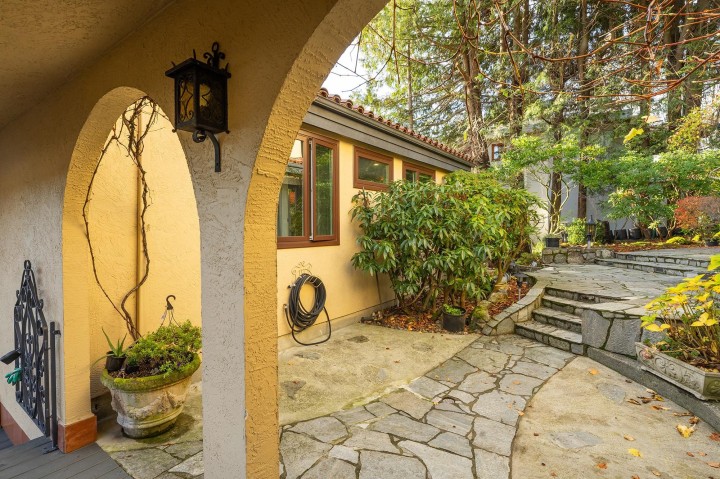 Photo 38 at 3602 Creery Avenue, West Bay, West Vancouver