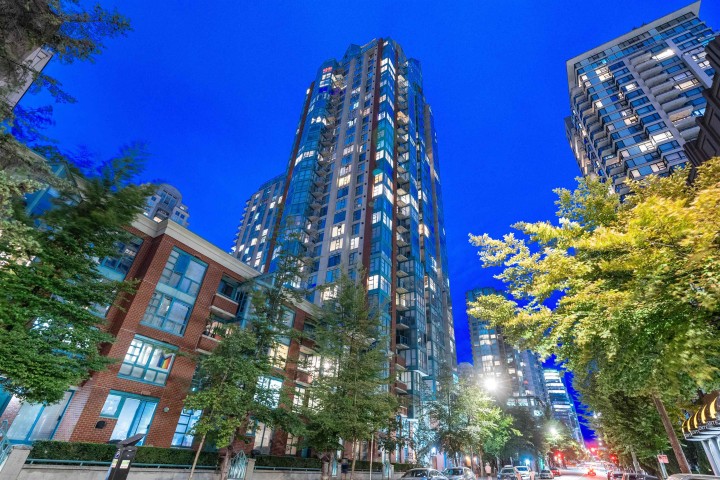 Photo 21 at 304 - 939 Homer Street, Yaletown, Vancouver West