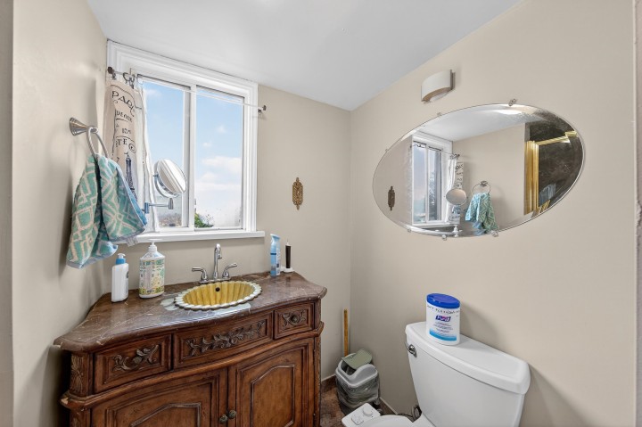 Photo 12 at 5765 Quebec Street, Main, Vancouver East