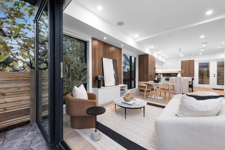 Photo 9 at 2 - 275 W 17th Avenue, Cambie, Vancouver West