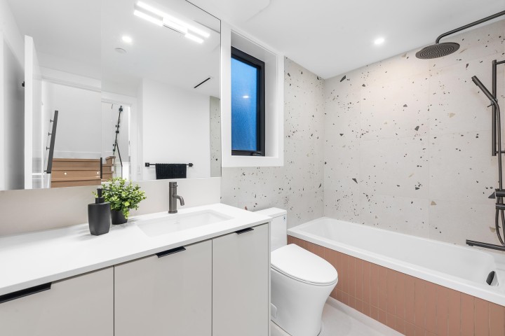 Photo 31 at 2 - 275 W 17th Avenue, Cambie, Vancouver West