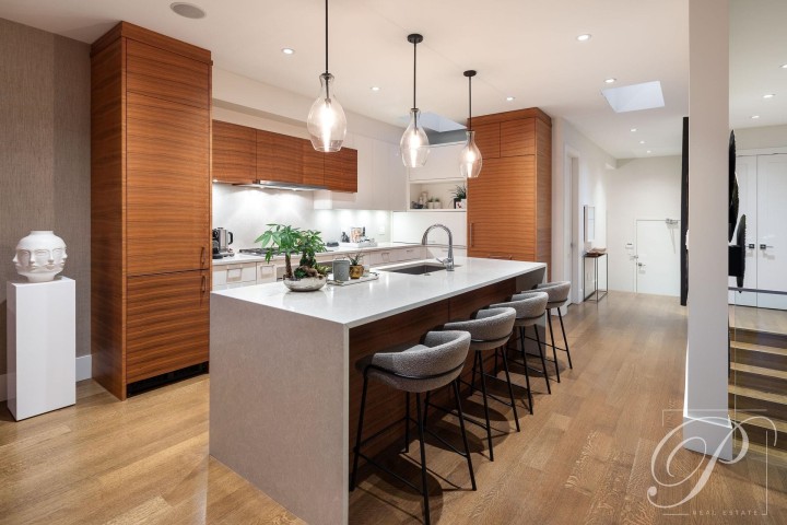 Photo 7 at 2336 Folkestone Way, Panorama Village, West Vancouver