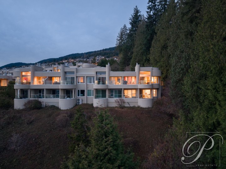 Photo 3 at 2336 Folkestone Way, Panorama Village, West Vancouver