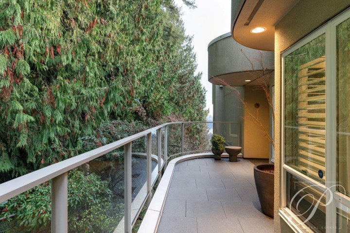 Photo 5 at 2336 Folkestone Way, Panorama Village, West Vancouver