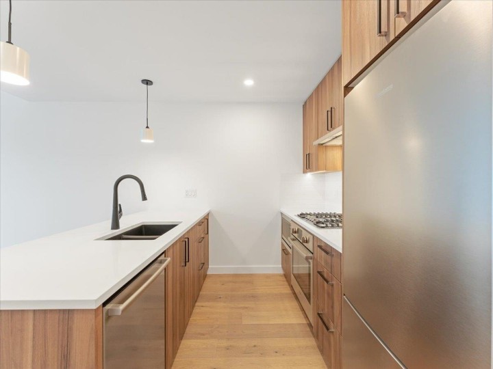 Photo 2 at 201 - 6859 Cambie Street, South Cambie, Vancouver West