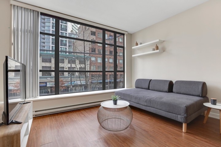 Photo 3 at 209 - 1249 Granville Street, Downtown VW, Vancouver West