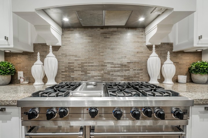 Photo 5 at 2312 Kings Avenue, Dundarave, West Vancouver