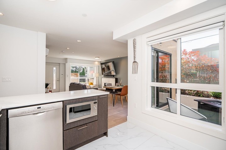 Photo 14 at 1505 W 60th Avenue, South Granville, Vancouver West