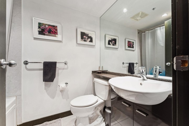 Photo 9 at 2201 - 1408 Strathmore Mews, Yaletown, Vancouver West