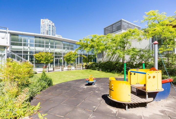 Photo 14 at 2201 - 1408 Strathmore Mews, Yaletown, Vancouver West