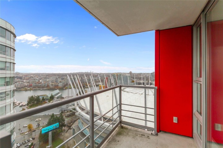 Photo 5 at 3108 - 111 W Georgia Street, Downtown VW, Vancouver West