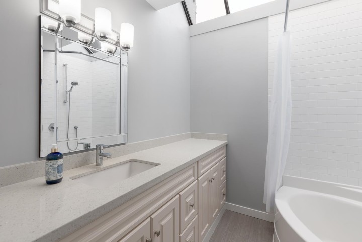 Photo 23 at 306 - 1775 W 10th Avenue, Fairview VW, Vancouver West