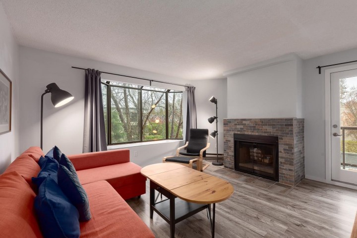 Photo 2 at 306 - 1775 W 10th Avenue, Fairview VW, Vancouver West