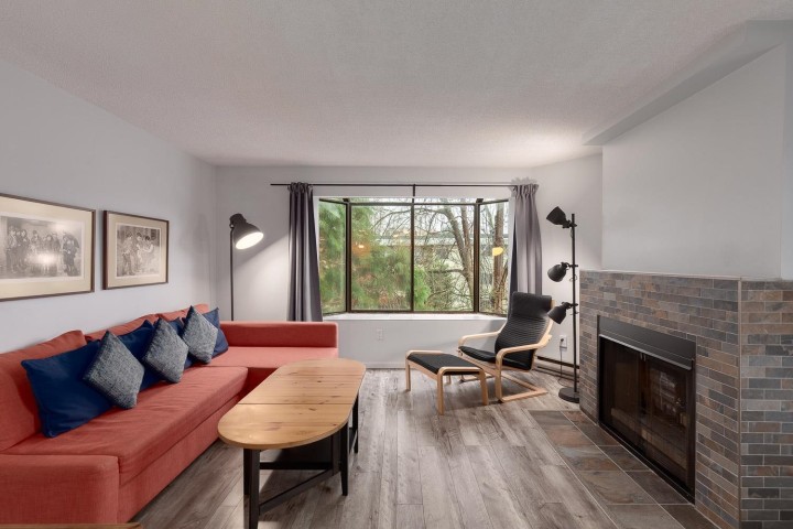 Photo 3 at 306 - 1775 W 10th Avenue, Fairview VW, Vancouver West