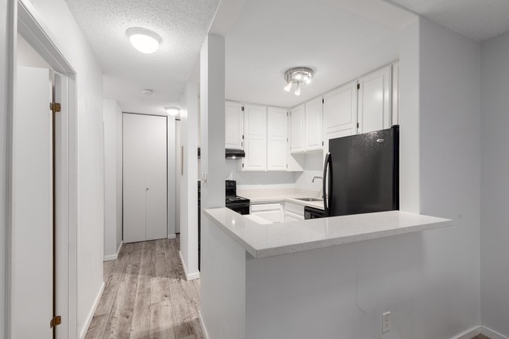 Photo 11 at 306 - 1775 W 10th Avenue, Fairview VW, Vancouver West