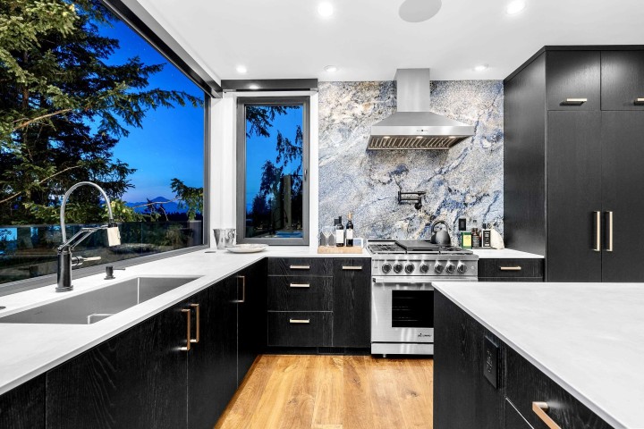 Photo 18 at 6224 St. Georges Place, Gleneagles, West Vancouver