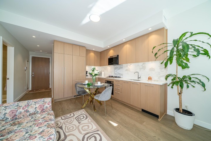 Photo 9 at 101 - 5608 Berton Avenue, University VW, Vancouver West