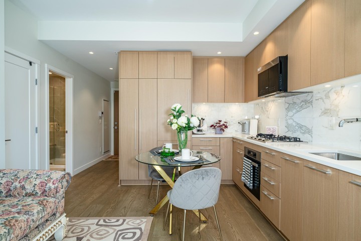 Photo 10 at 101 - 5608 Berton Avenue, University VW, Vancouver West