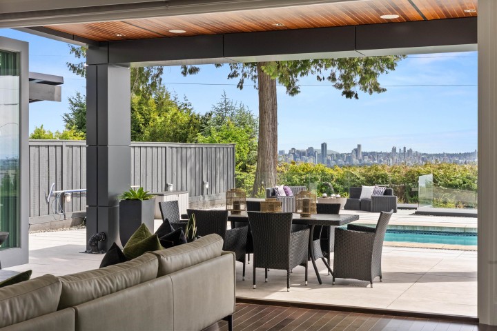 Photo 2 at 1265 Queens Avenue, British Properties, West Vancouver