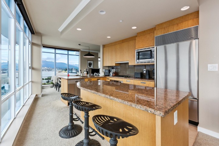 Photo 12 at PH2501 - 1616 Bayshore Drive, Coal Harbour, Vancouver West
