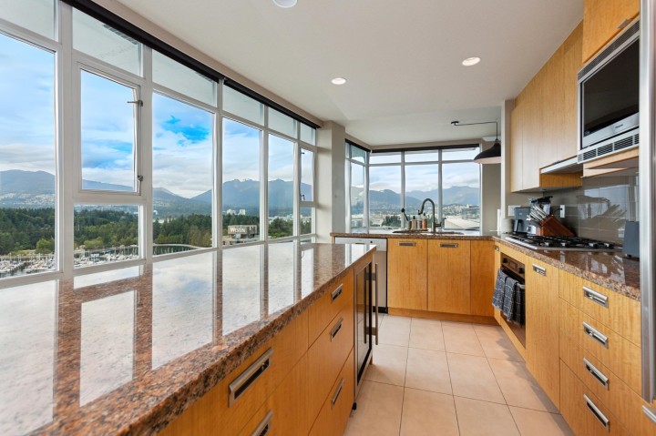 Photo 11 at PH2501 - 1616 Bayshore Drive, Coal Harbour, Vancouver West