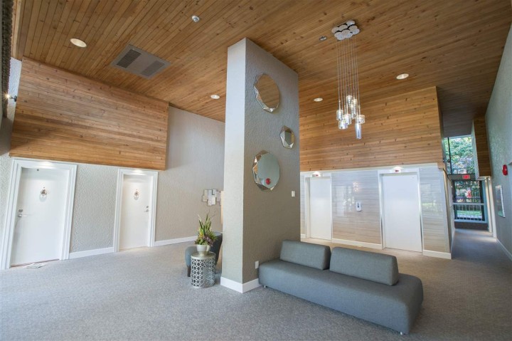 Photo 14 at 106 - 1745 Esquimalt Avenue, Ambleside, West Vancouver