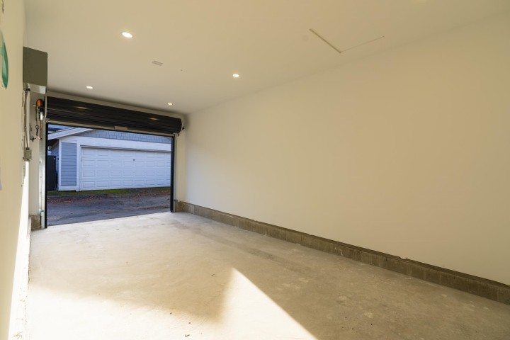 Photo 36 at 1 - 2764 W 14th Avenue, Kitsilano, Vancouver West