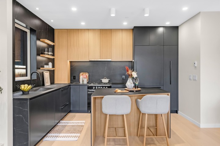 Photo 10 at 2 - 2764 W 14th Avenue, Kitsilano, Vancouver West