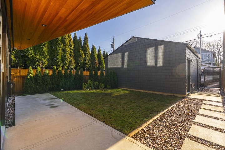 Photo 33 at 2 - 2764 W 14th Avenue, Kitsilano, Vancouver West