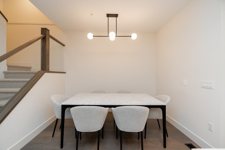 Photo 5 at 6840 Oak Street, South Cambie, Vancouver West