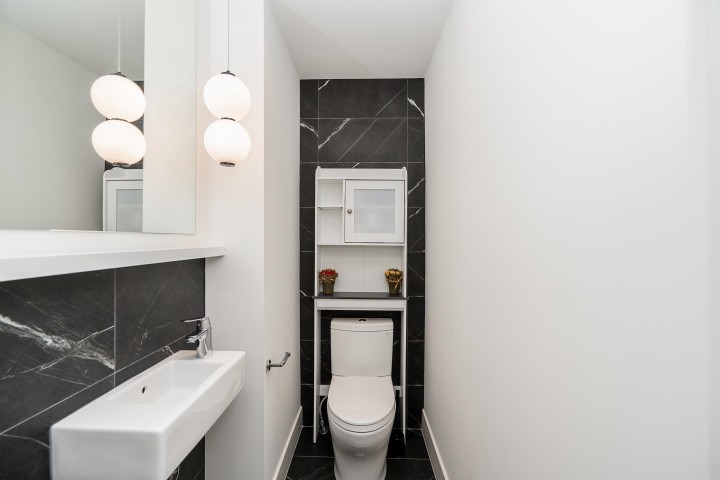 Photo 8 at 6840 Oak Street, South Cambie, Vancouver West