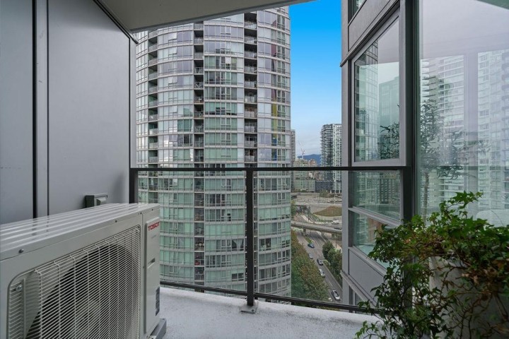 Photo 34 at 2206 - 1438 Richards Street, Yaletown, Vancouver West