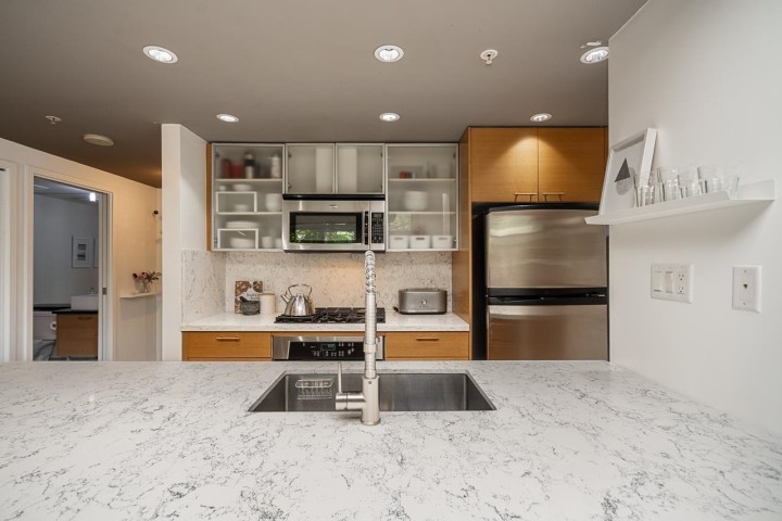 Photo 15 at 106 - 980 Cooperage Way, Yaletown, Vancouver West