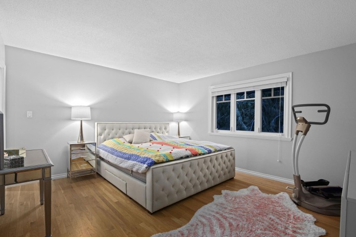 Photo 12 at 4641 Woodburn Road, Cypress Park Estates, West Vancouver
