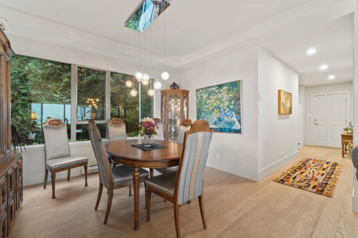 Photo 8 at 201 - 3105 Deer Ridge Drive, Deer Ridge WV, West Vancouver