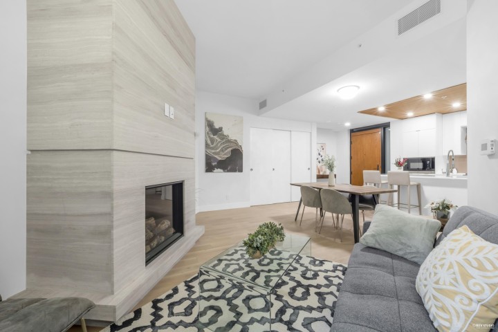 Photo 3 at 101 - 6699 Nelson Avenue, Horseshoe Bay WV, West Vancouver