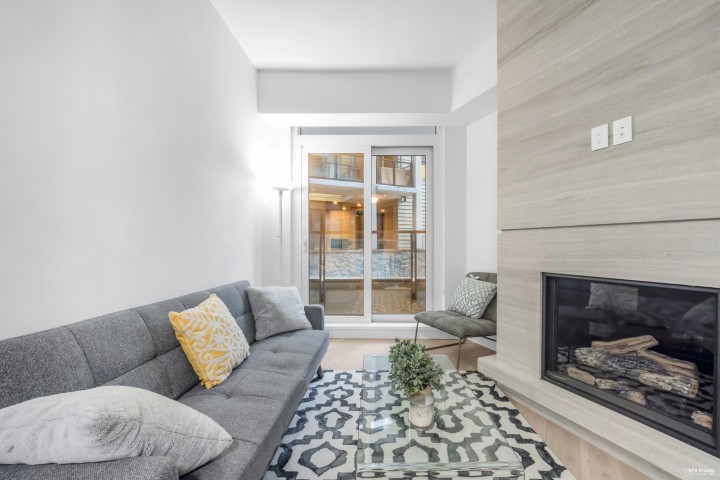 Photo 4 at 101 - 6699 Nelson Avenue, Horseshoe Bay WV, West Vancouver