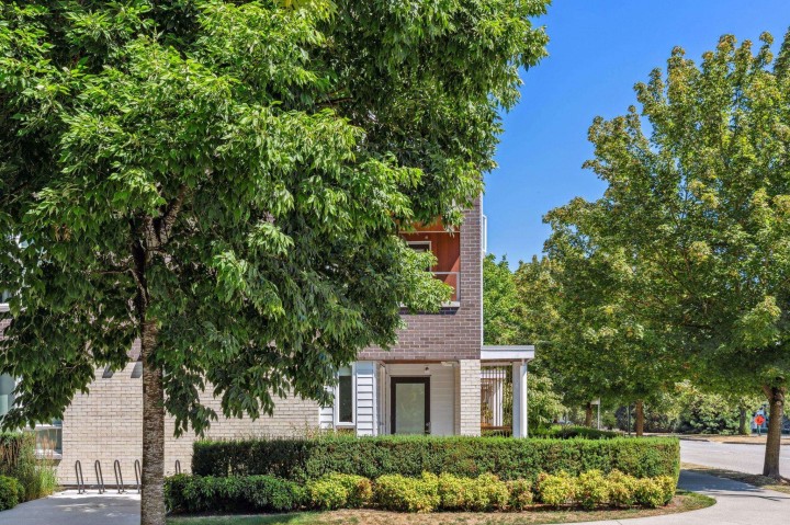 Photo 2 at 110 - 4080 Yukon Street, Cambie, Vancouver West