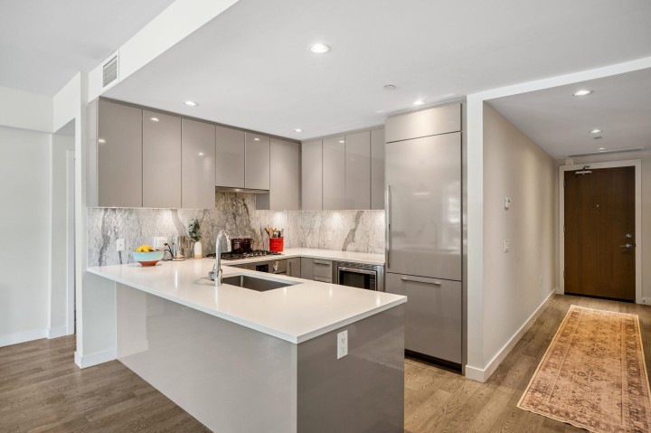 Photo 9 at 110 - 4080 Yukon Street, Cambie, Vancouver West