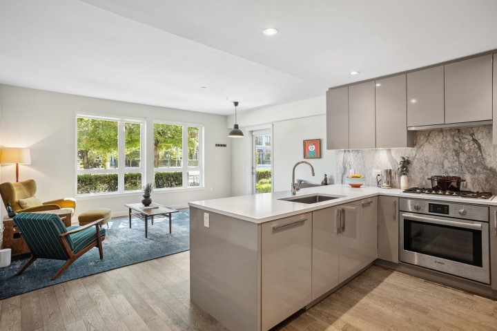 Photo 11 at 110 - 4080 Yukon Street, Cambie, Vancouver West