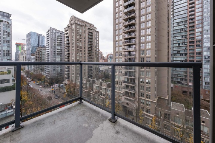 Photo 24 at 1006 - 928 Richards Street, Yaletown, Vancouver West