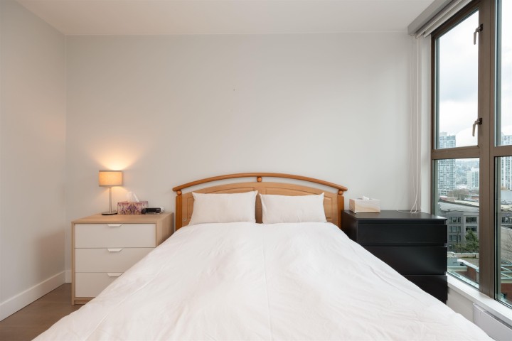 Photo 15 at 1006 - 928 Richards Street, Yaletown, Vancouver West