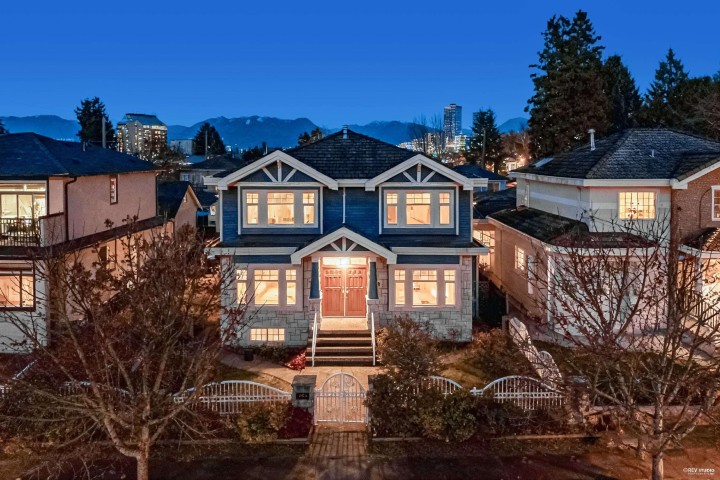 Photo 20 at 3311 E 44th Avenue, Killarney VE, Vancouver East