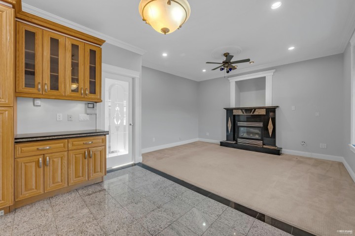 Photo 8 at 3311 E 44th Avenue, Killarney VE, Vancouver East