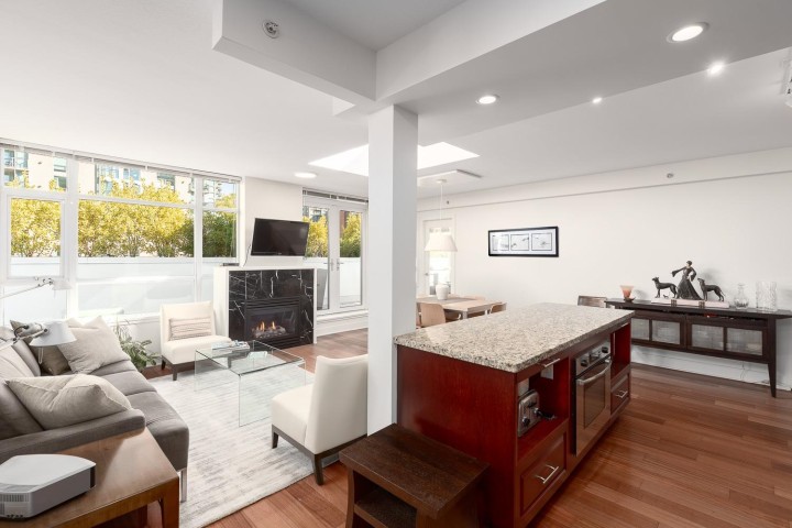 Photo 9 at PH803 - 988 Richards Street, Yaletown, Vancouver West