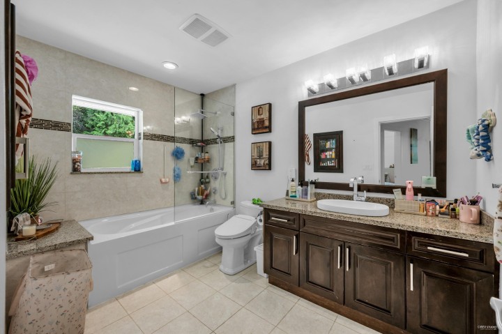 Photo 25 at 341 Rabbit Lane, British Properties, West Vancouver