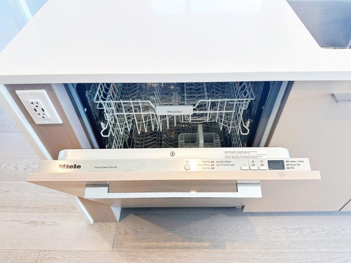 Photo 14 at 908 - 5410 Shortcut Road, University VW, Vancouver West