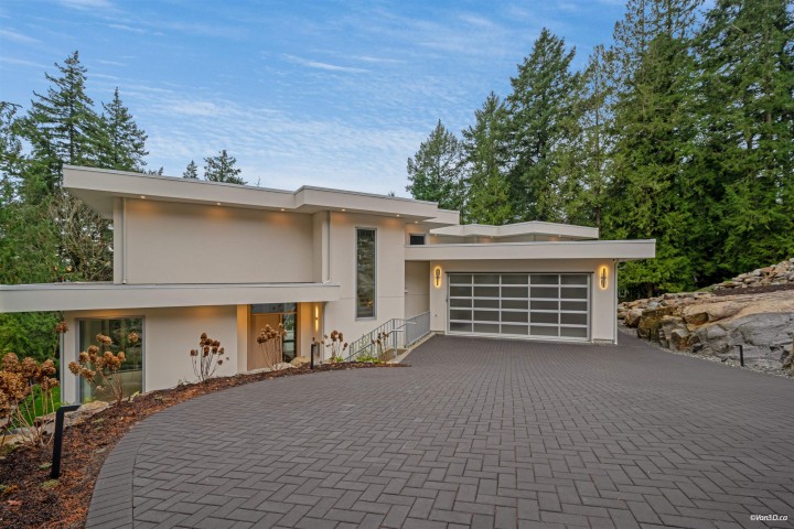 Photo 2 at 4437 Piccadilly North, Caulfeild, West Vancouver